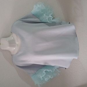Ontwelfth  Women Blouse Size S Baby Blue Color Pre-Owned